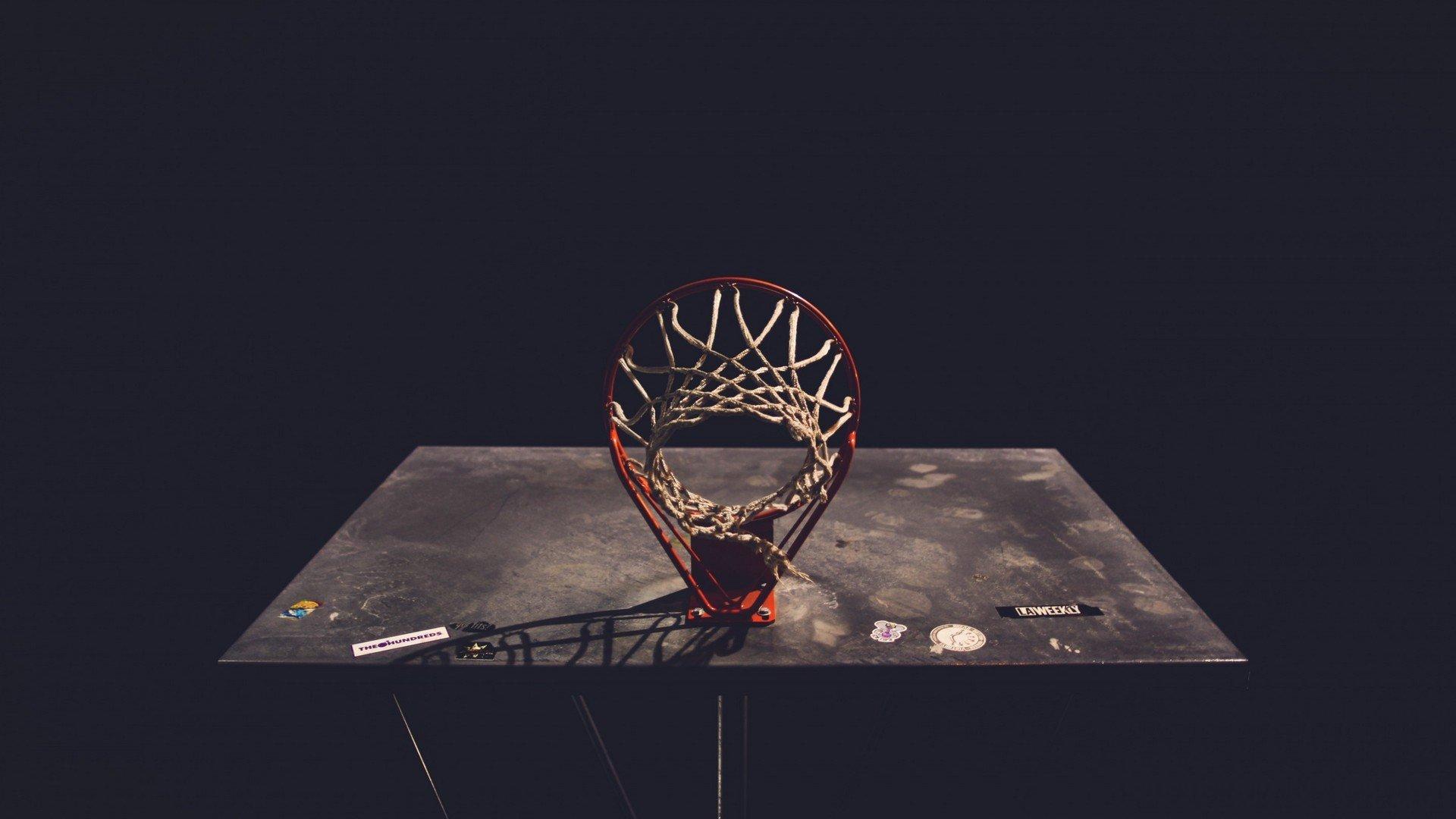 乐坛天后与NBA硬汉传恋情!夏奇拉与巴特勒迈阿密共度浪漫夜晚